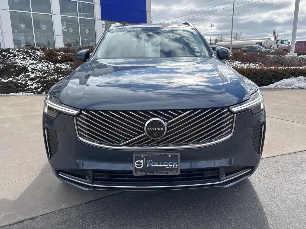Volvo XC90 2025