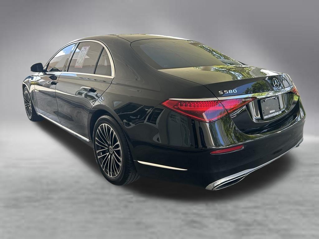 Mercedes-Benz S-Класс 2022
