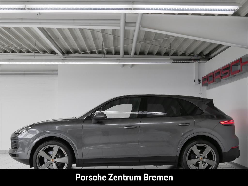 Porsche Cayenne 2021