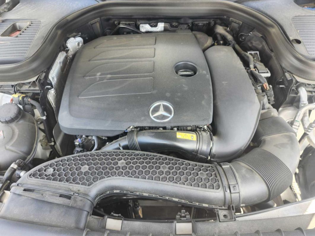 Mercedes-Benz GLC 2023