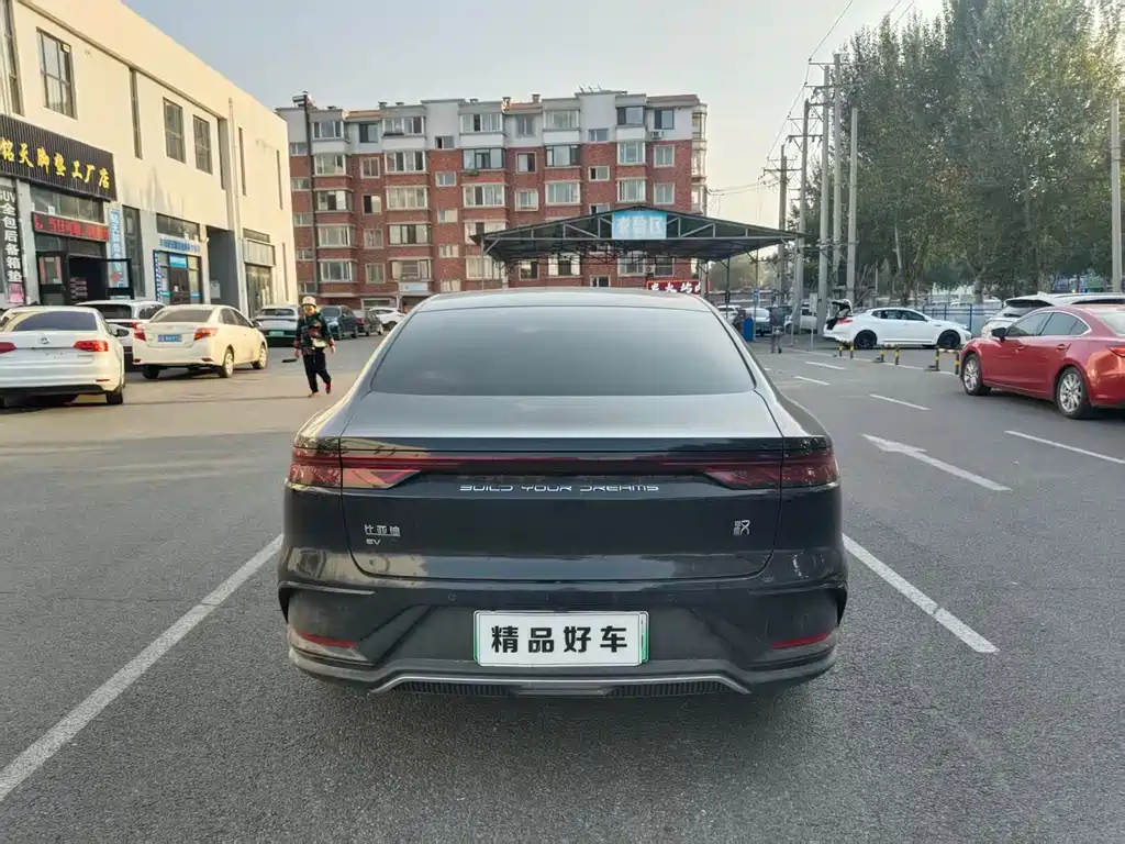 BYD Han 2024