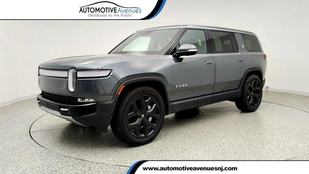 Rivian R1S 2024