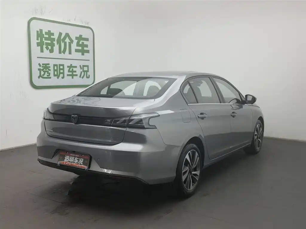 Peugeot 408 2024