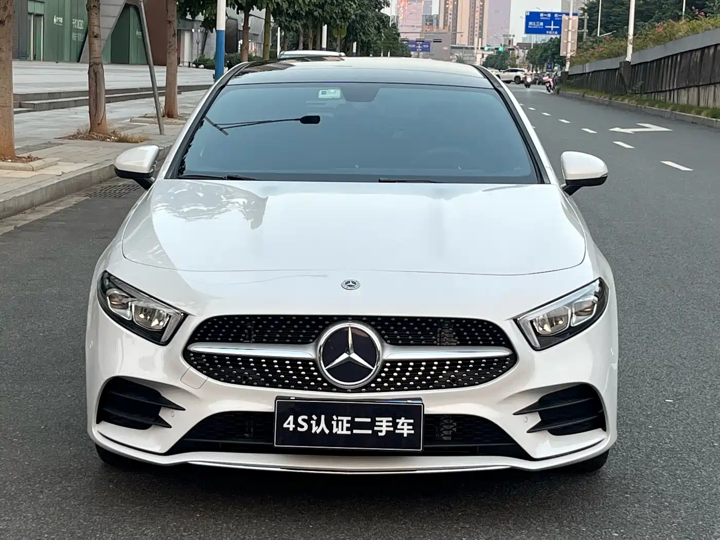 Mercedes-Benz A-Класс 2022