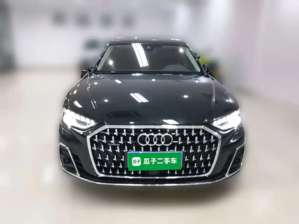 Audi A8 2025