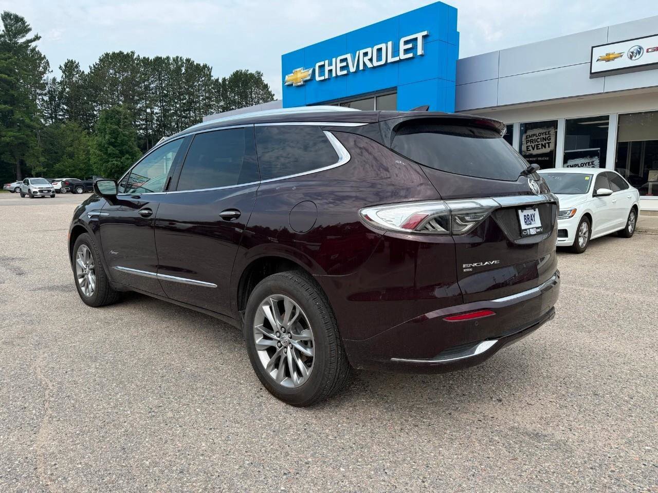 Buick Enclave 2023