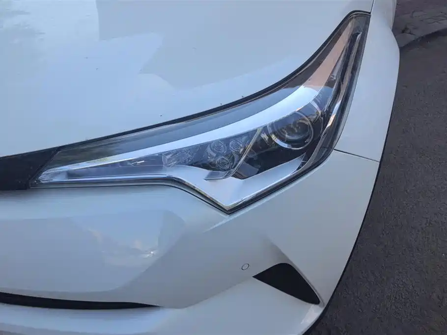 Toyota C-HR 2021