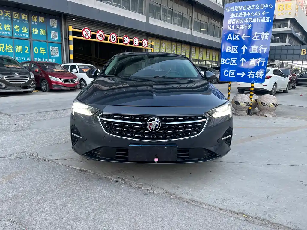 Buick Regal 2021