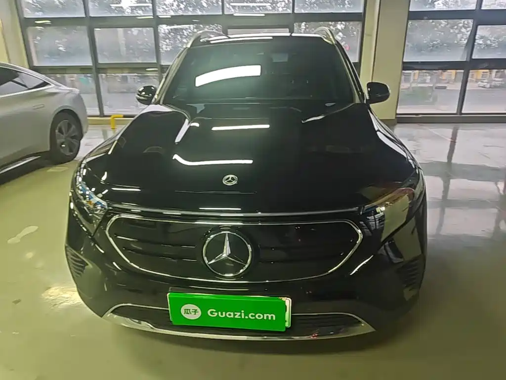 Mercedes-Benz EQB 2024