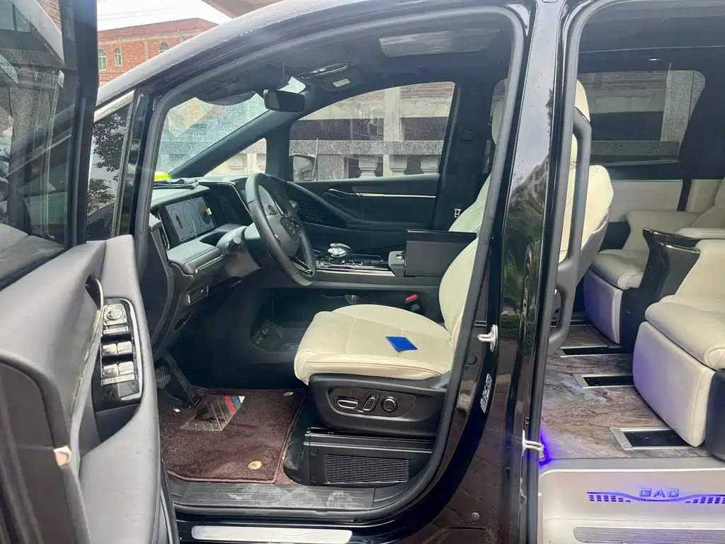 GAC Trumpchi M8 2024