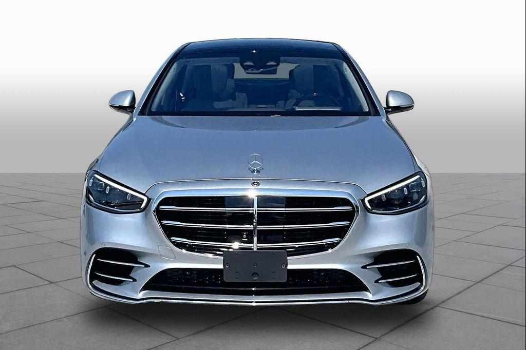 Mercedes-Benz S-Класс 2022