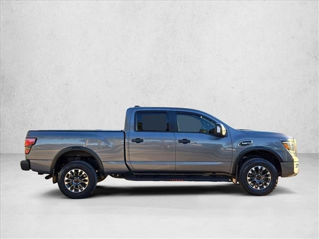 Nissan Titan 2023