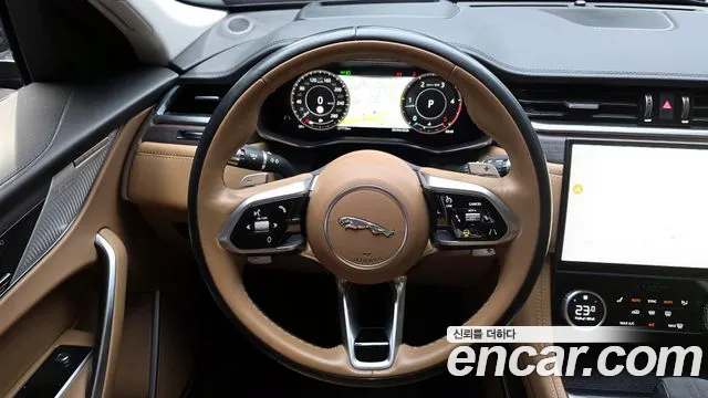 Jaguar F-Pace 2021