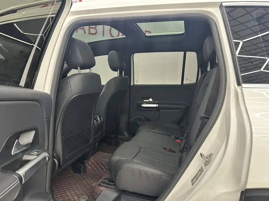 Mercedes-Benz GLB 2022