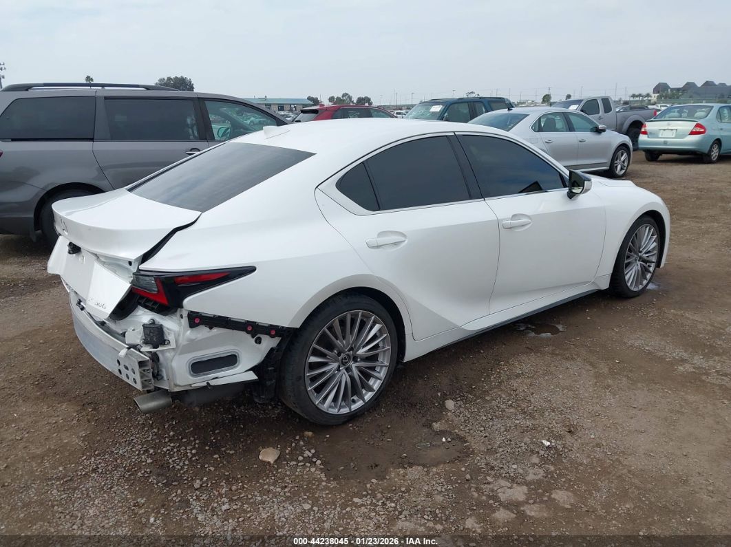 Lexus IS 300 2023