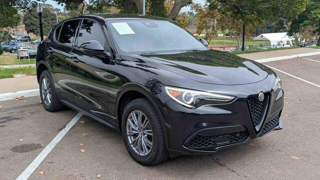 Alfa Romeo Stelvio 2023