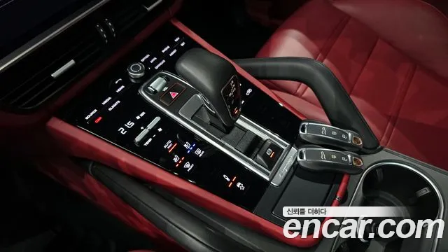 Porsche Cayenne 2023