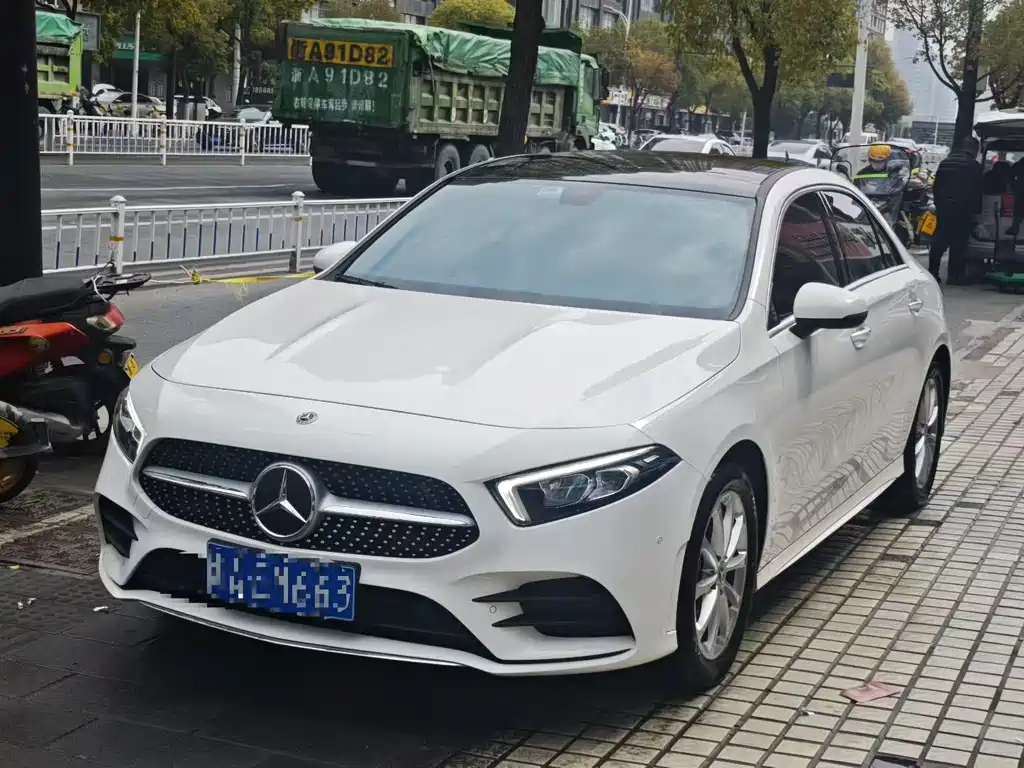 Mercedes-Benz A-Класс 2022
