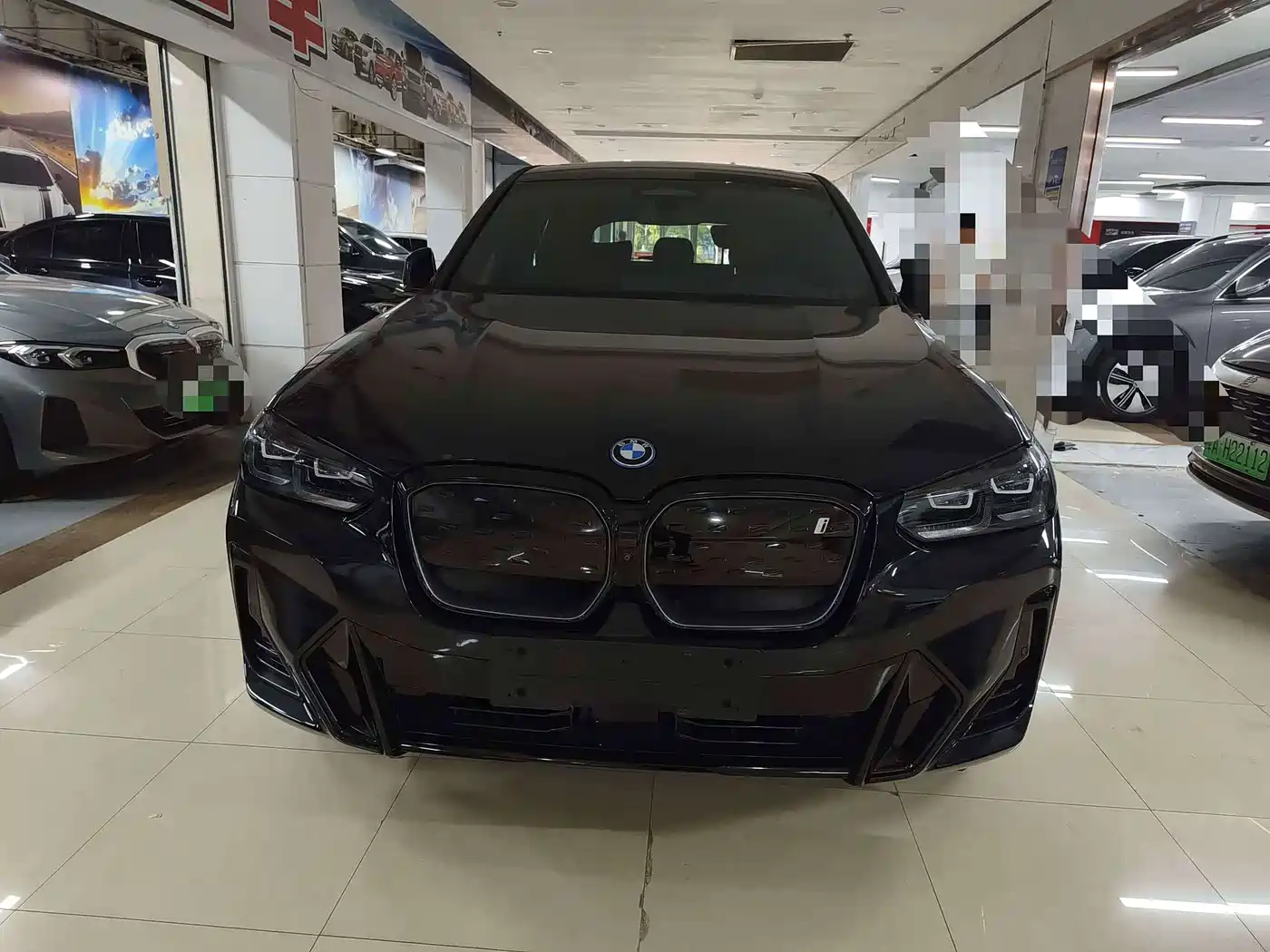BMW iX3 2024