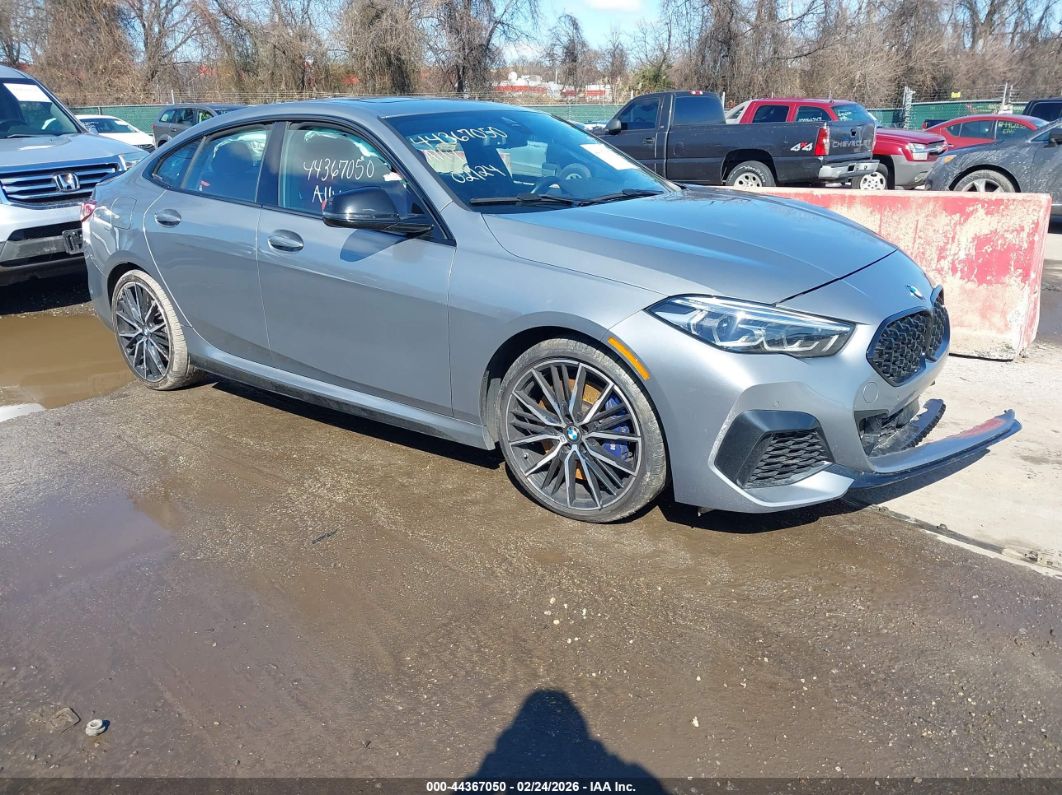 BMW M235 2022
