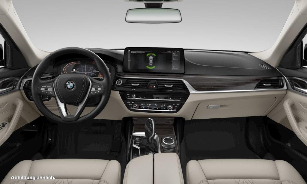 BMW 530 2023