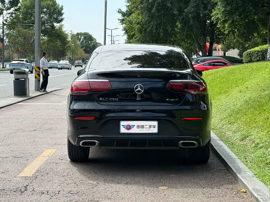 Mercedes-Benz GLC Coupe 2023