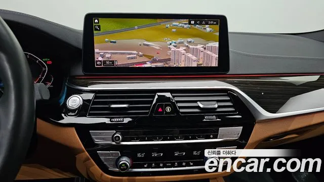 BMW 5 серии 2022