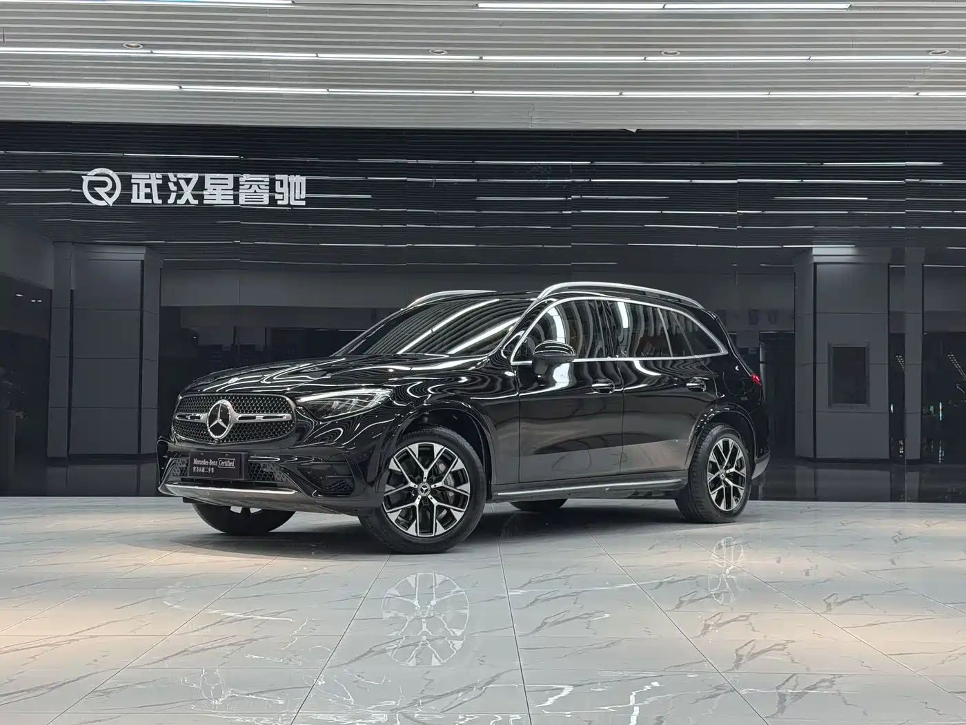 Mercedes-Benz GLC 2025