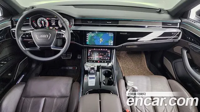 Audi A8 2022