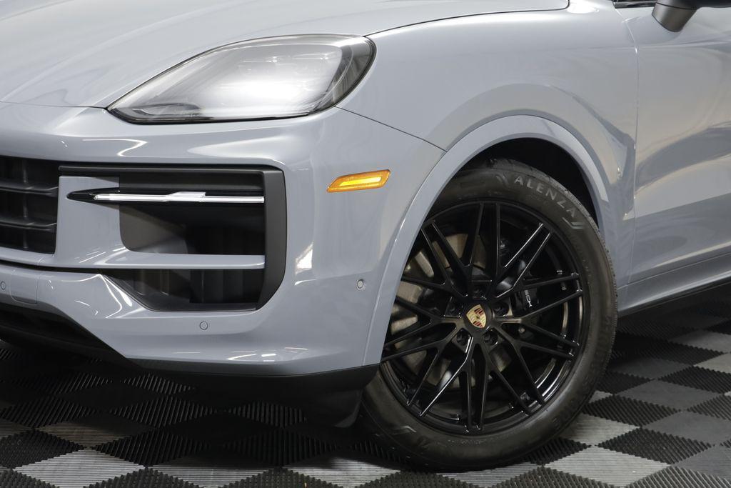 Porsche Cayenne 2025