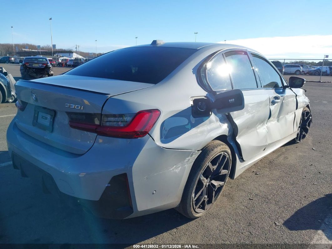 BMW 3 серии 2025