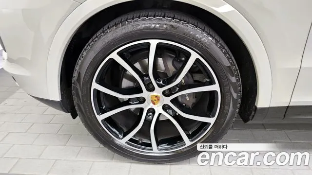 Porsche Cayenne 2022