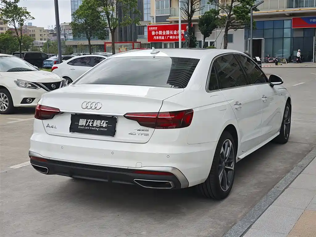 Audi A4 2024
