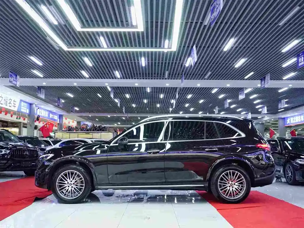 Mercedes-Benz GLC 2024