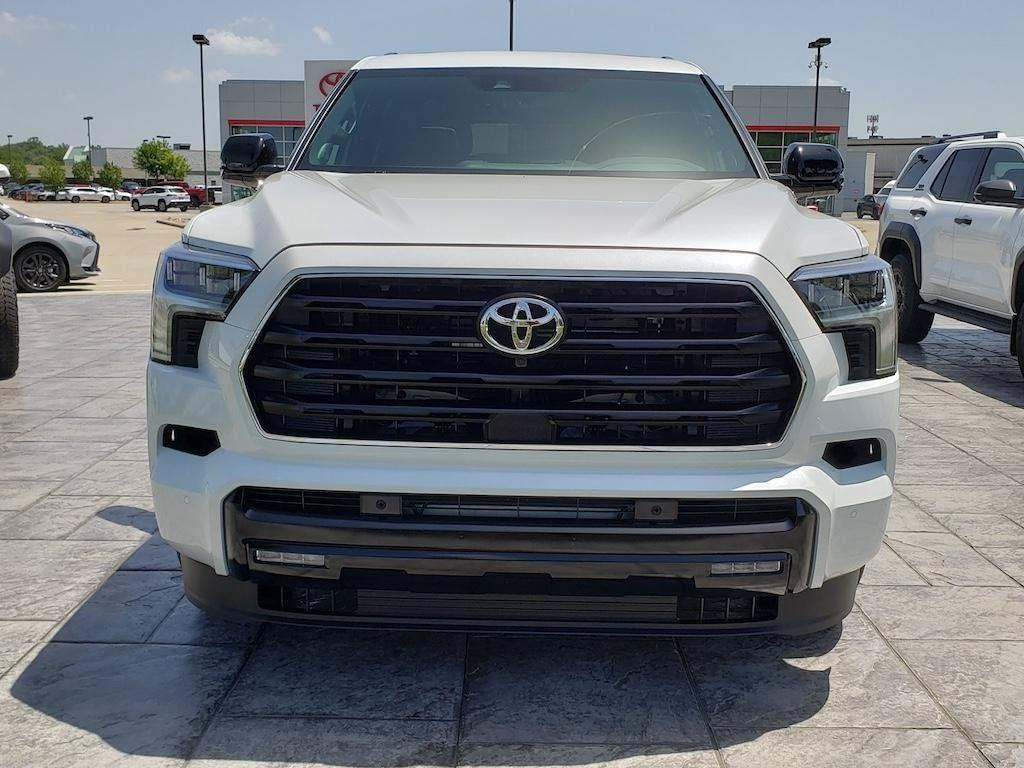 Toyota Sequoia 2026