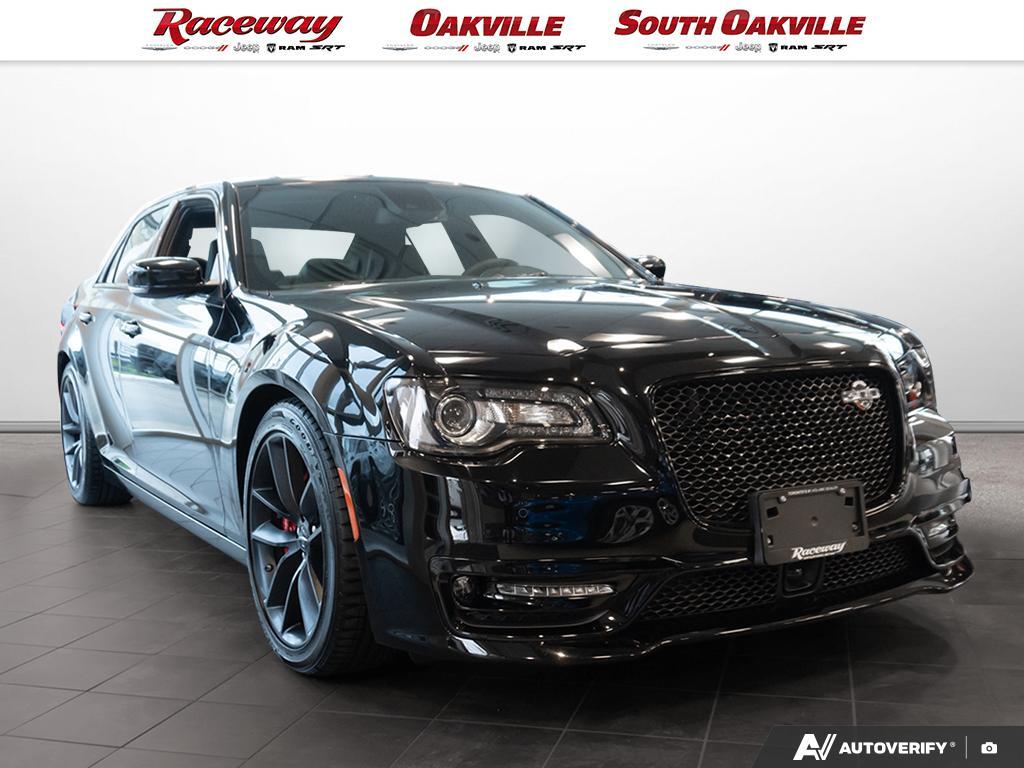 Chrysler 300 2023
