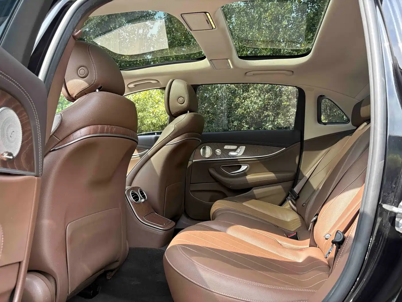 Mercedes-Benz E-Класс 2022