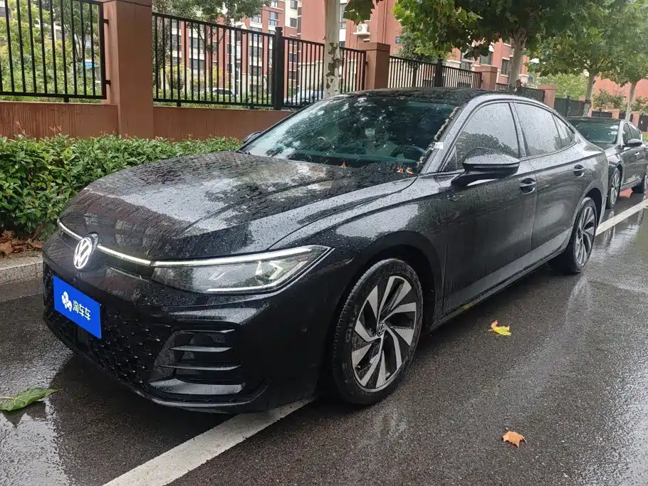 Volkswagen Passat 2025