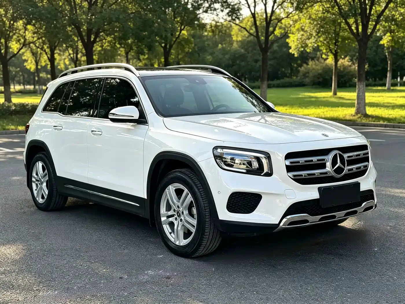 Mercedes-Benz GLB 2021