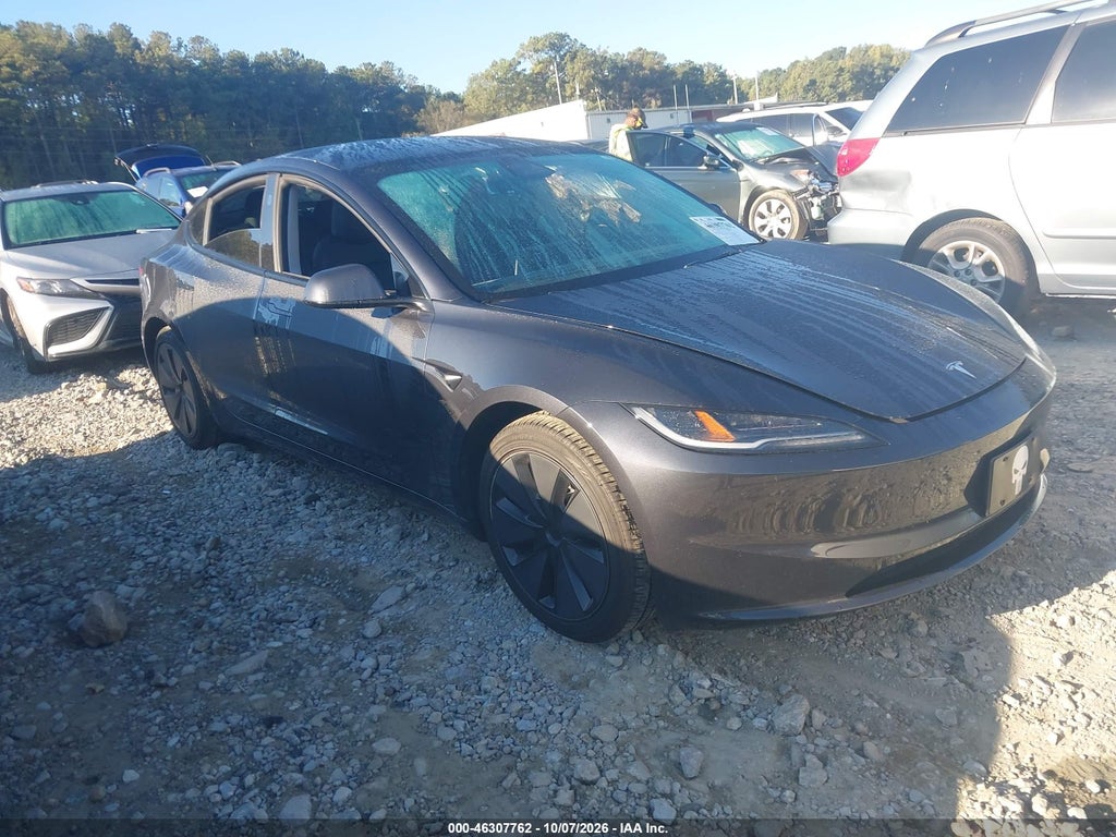 Tesla Model 3 2024