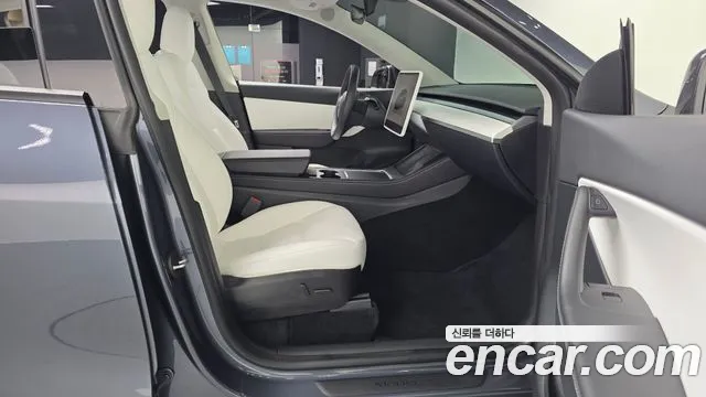 Tesla Model Y 2022