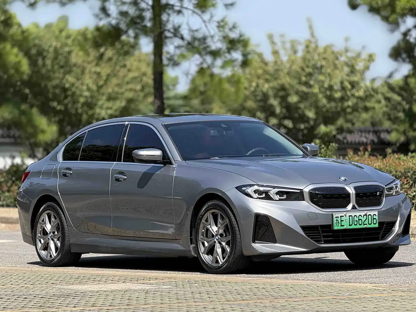BMW i3 2024