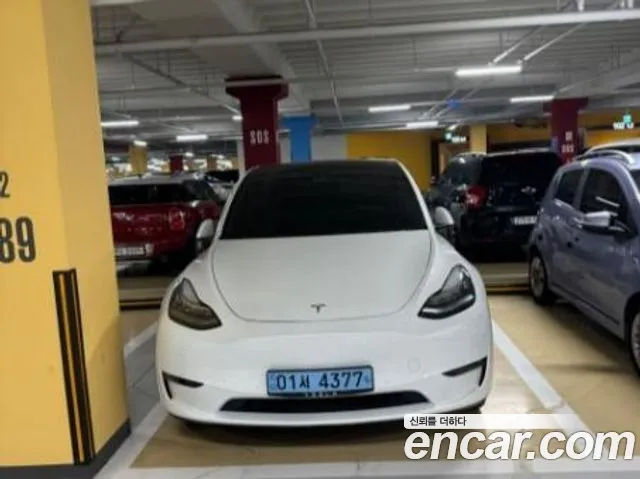 Tesla Model Y 2021