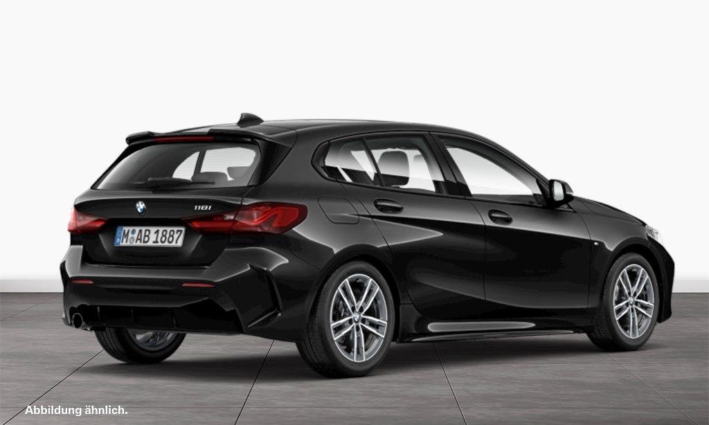 BMW 118 2021