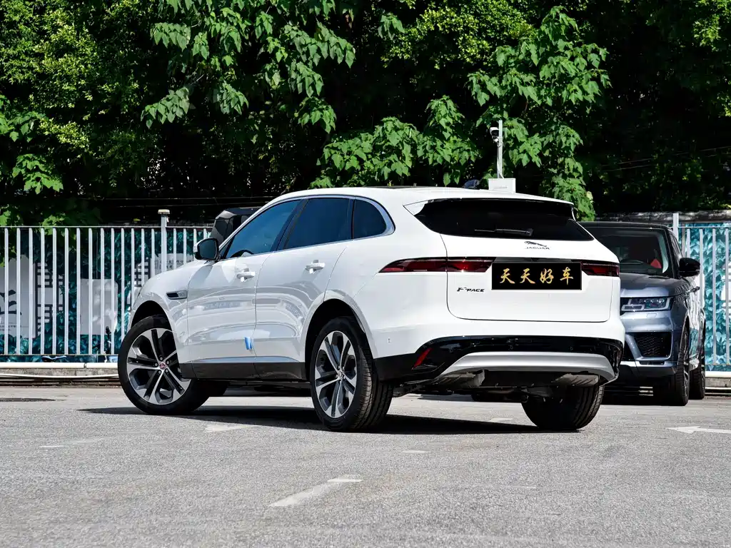 Jaguar F-Pace 2023