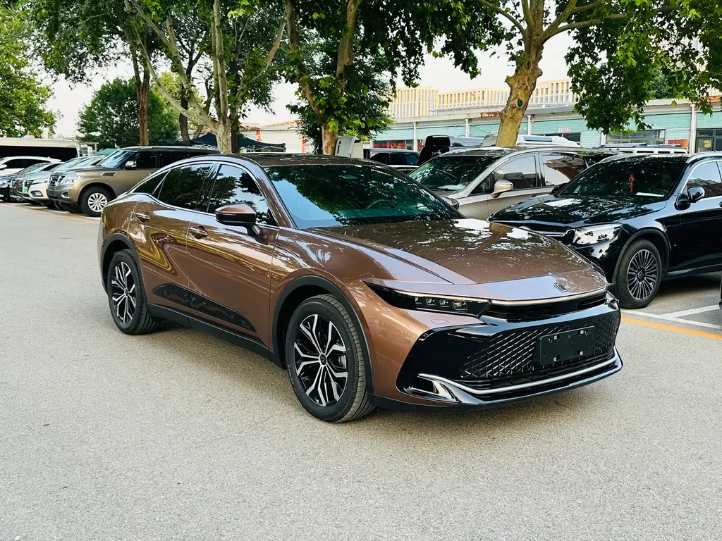 Toyota Crown 2024