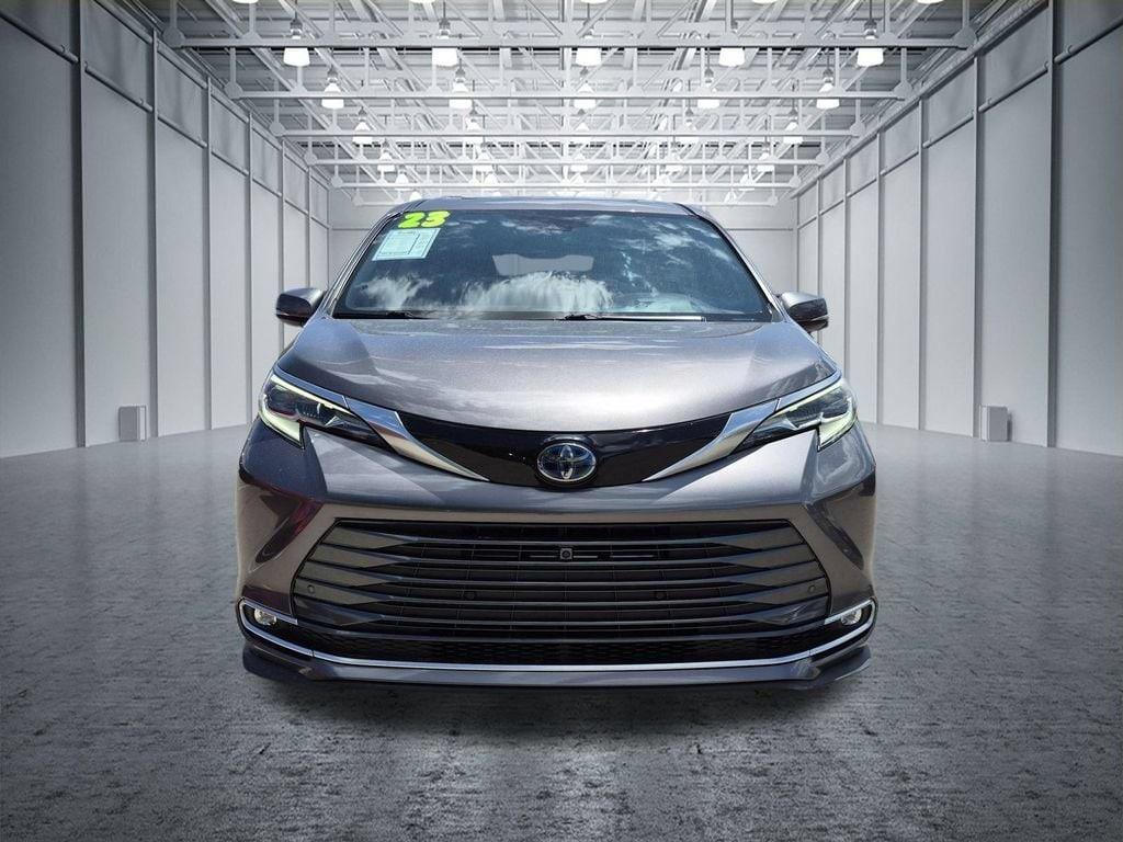 Toyota Sienna 2023