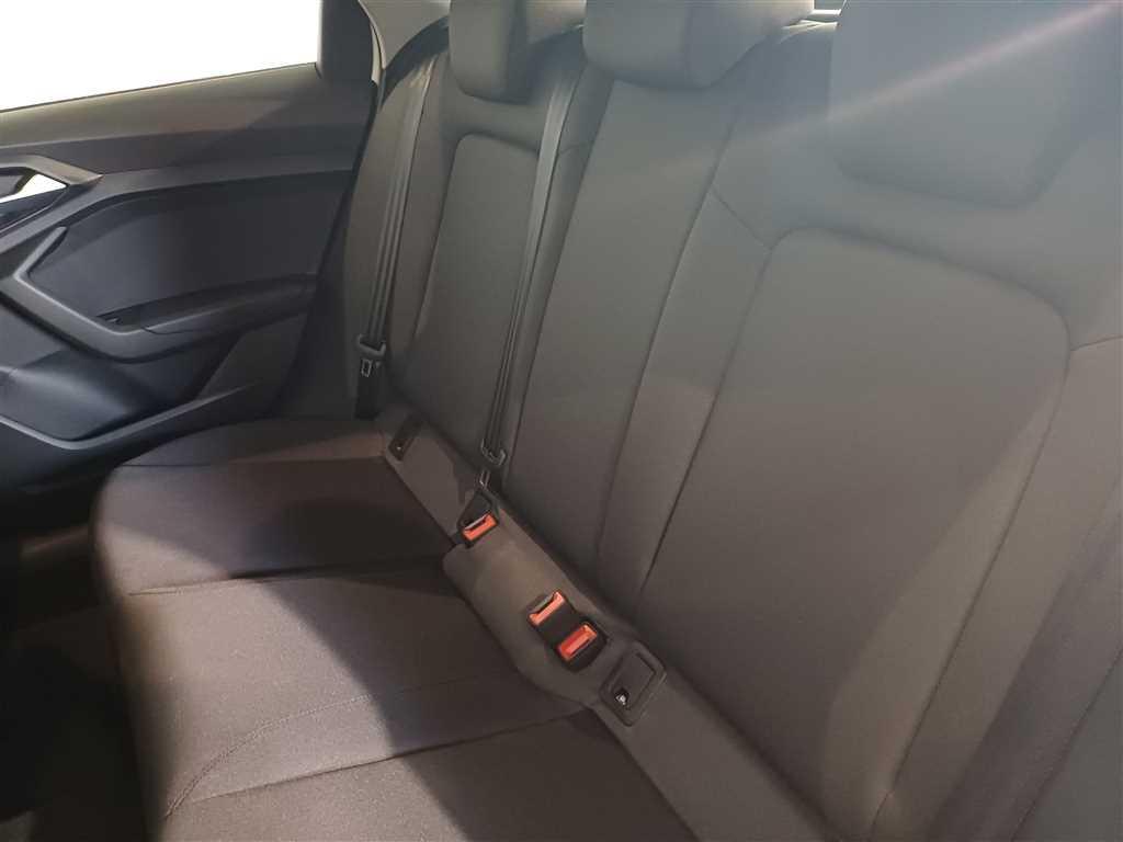 Audi A1 2023