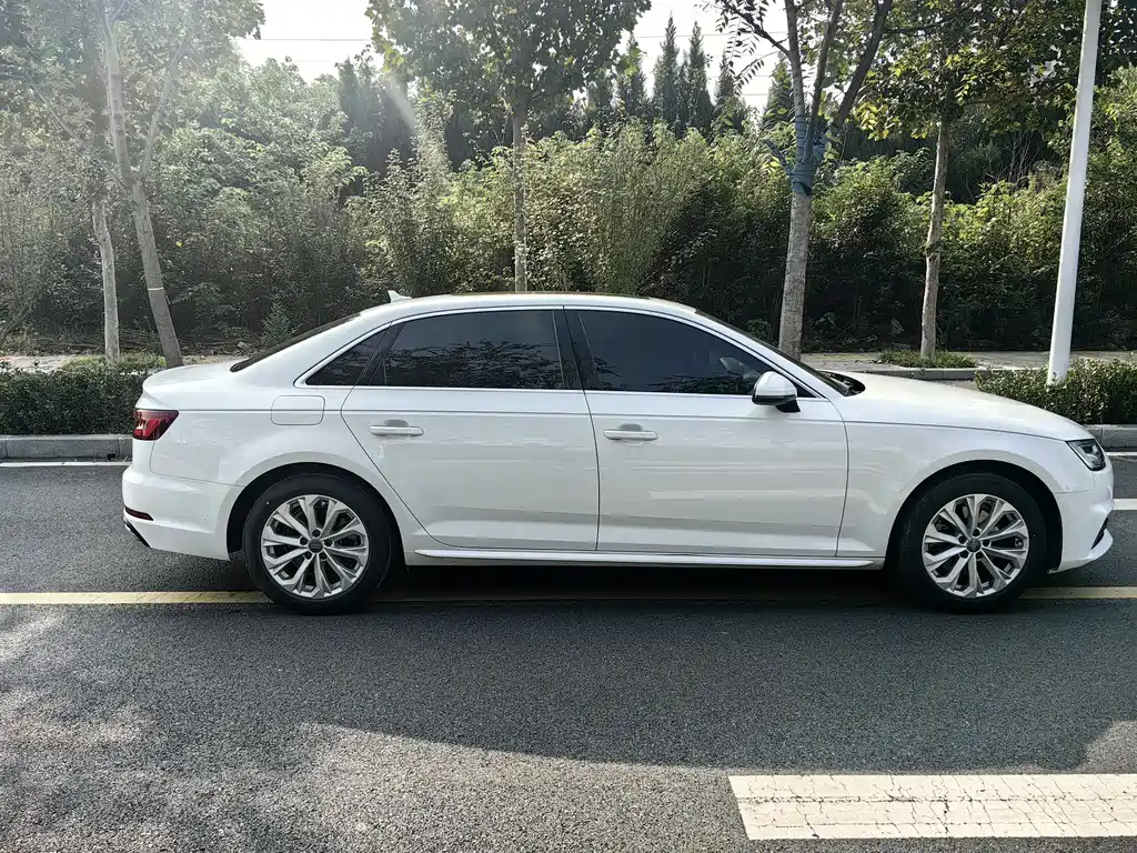 Audi A4 2020
