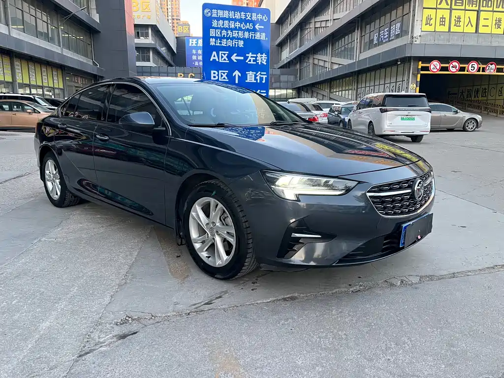 Buick Regal 2021